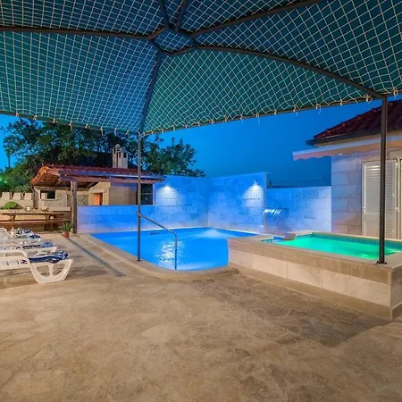 Holiday home Family Friendly House With A Swimming Pool Skrip, Brac - 17345 *