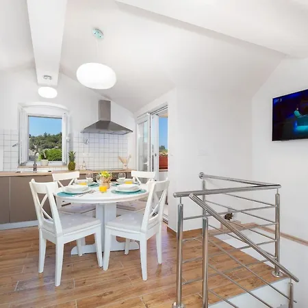 Holiday home Family Friendly House With A Swimming Pool Skrip, Brac - 17345 *